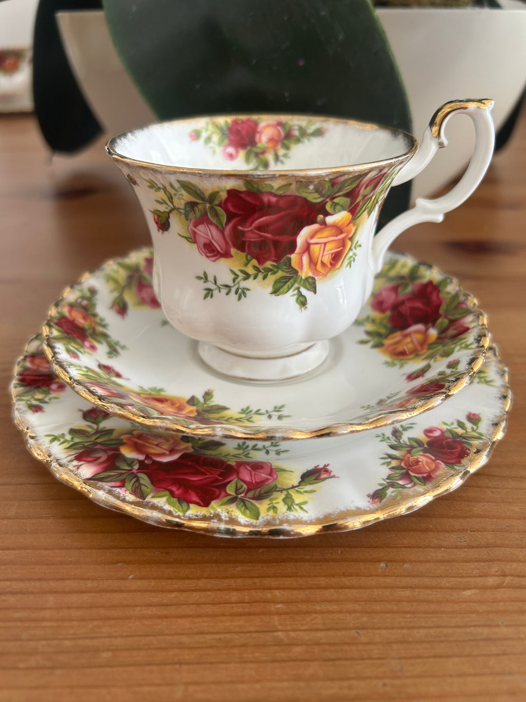Royal Albert "Old Country Roses" Tea Trio (Cup, Saucer & Dessert Plate)