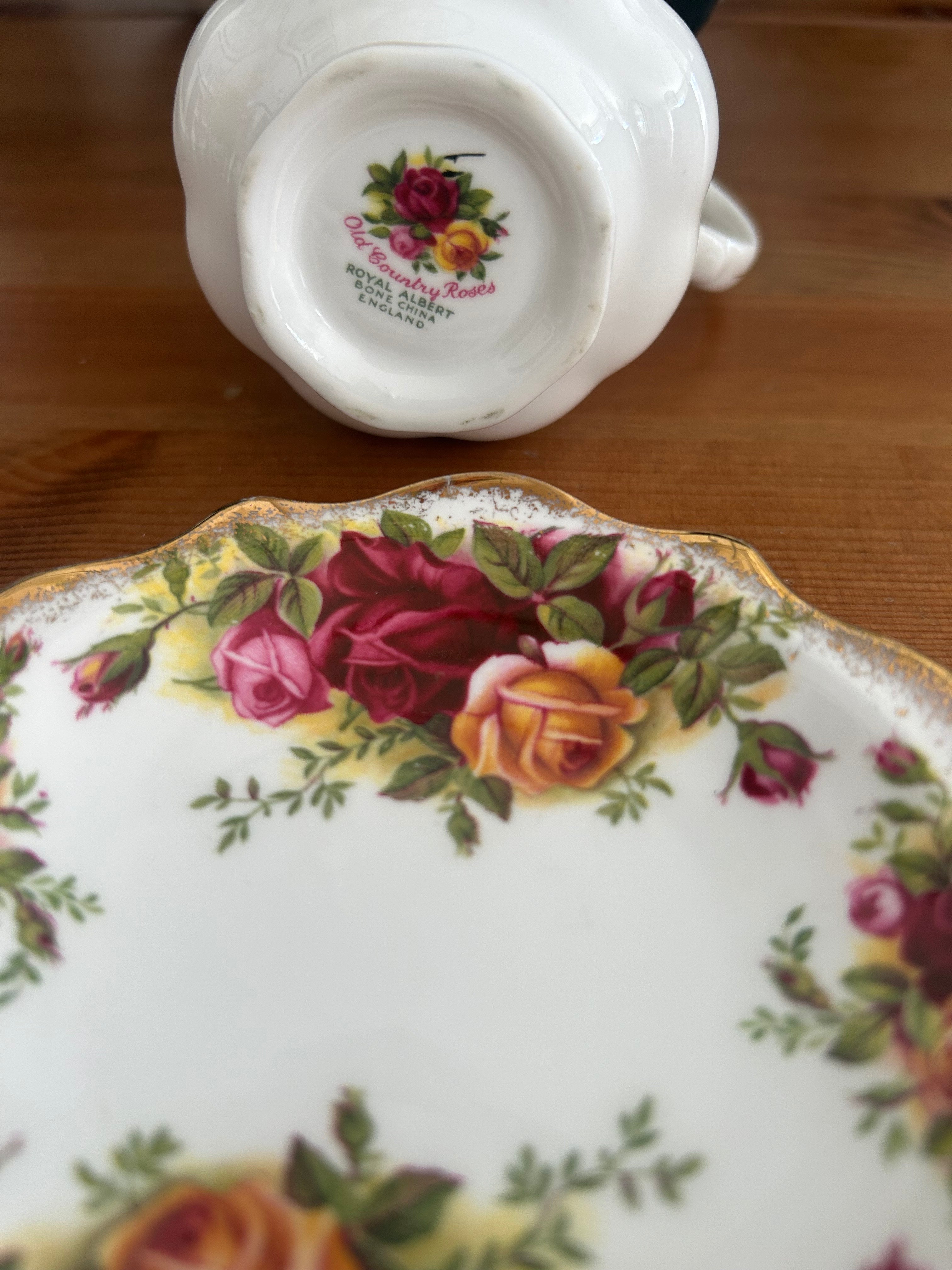 Royal Albert Old Country Roses Mini Creamer & Saucer Set – Fine Bone China – Made in England – Vintage