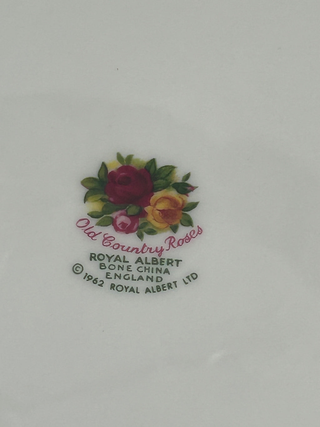Royal Albert Old Country Roses Oval Serving Platter 9.5" – Fine Bone China – Made in England – Vintage