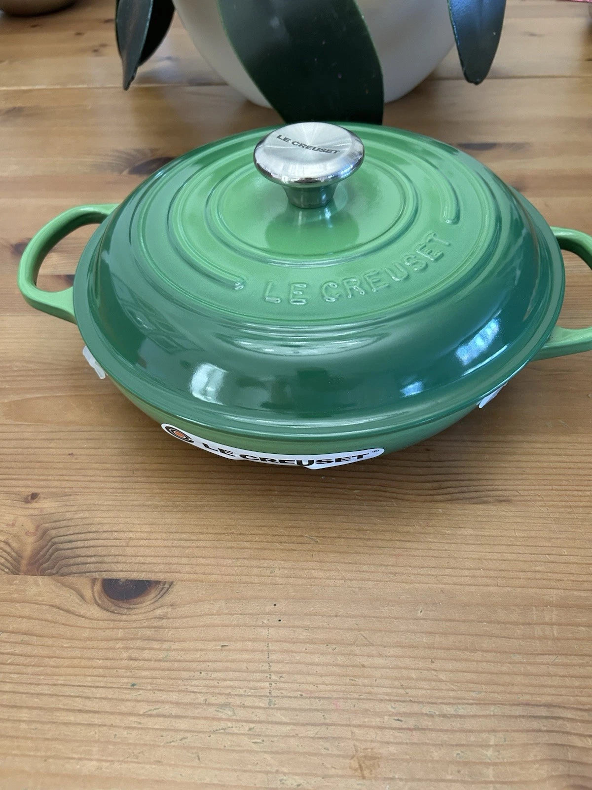 Le Creuset Signature Cast Iron Shallow Casserole, 26cm - Bamboo Green (Brand New)