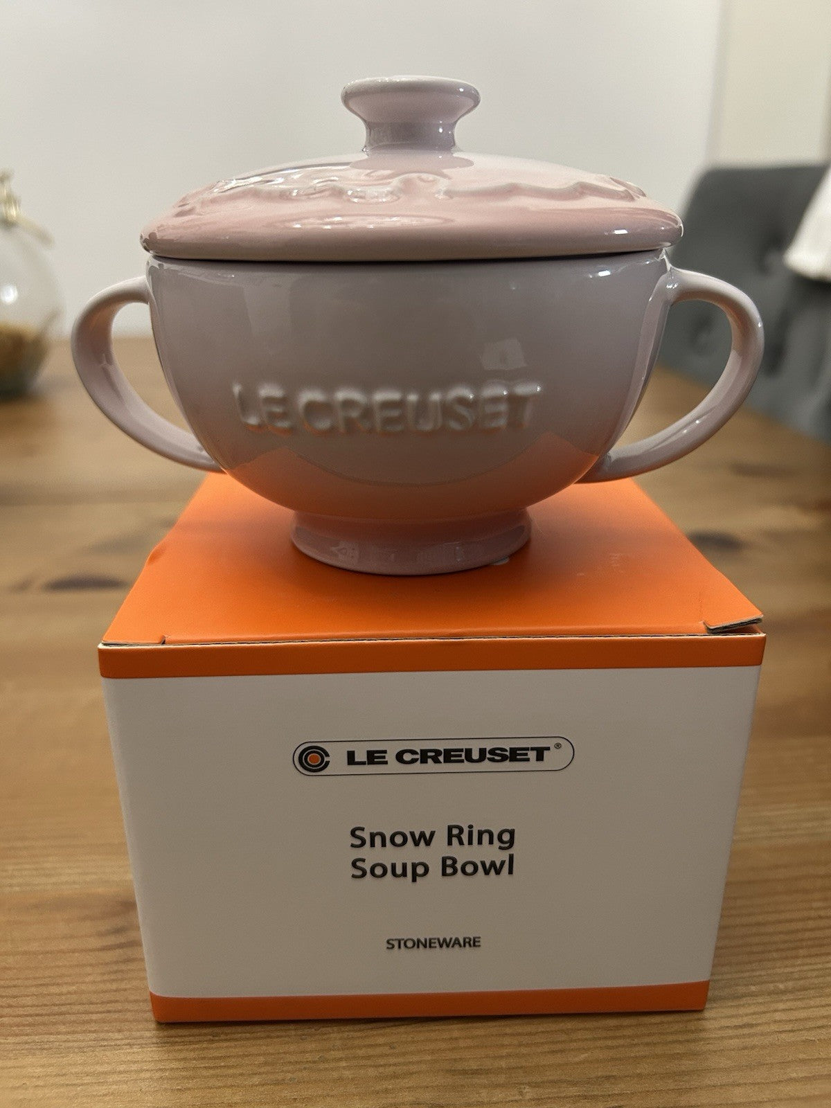 LE CREUSET 200ml Soup Bowl with Lid – Shell Pink – Stoneware – New in Box