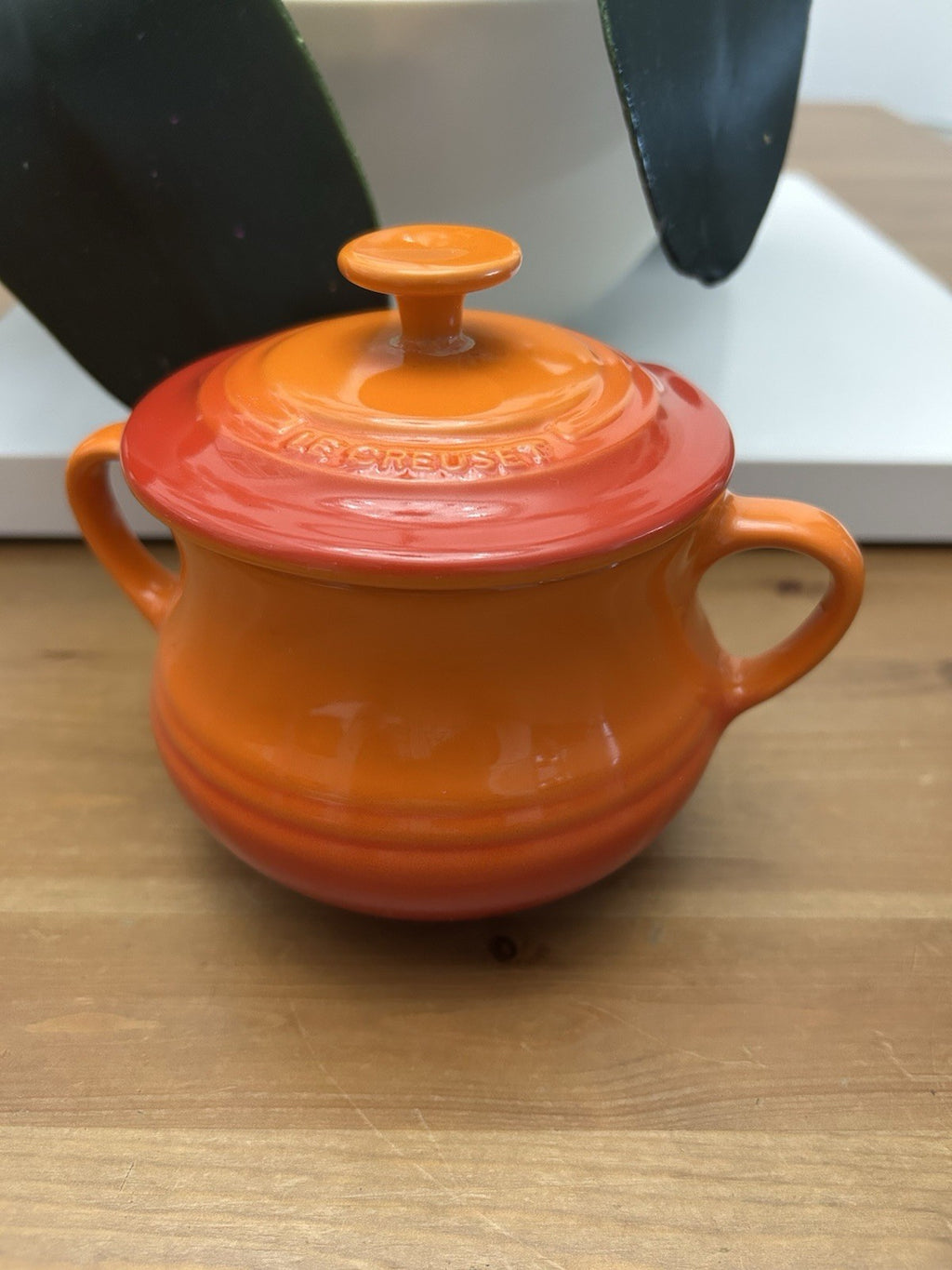 Le Creuset Volcanic Orange Soup Bowl with Lid – 400ml Stoneware – Pre-Loved
