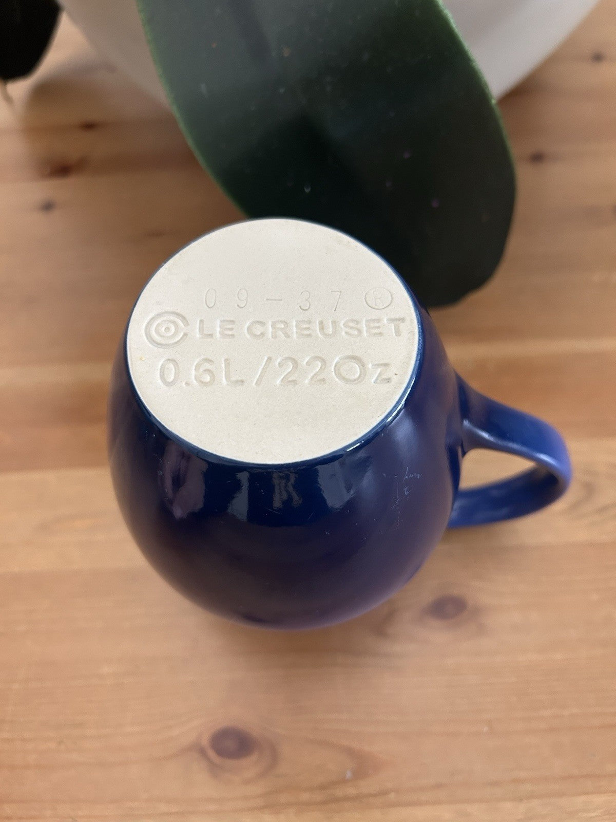 Le Creuset Dark Blue Stoneware Jug 0.6L – Pre-Loved – Very Good Condition