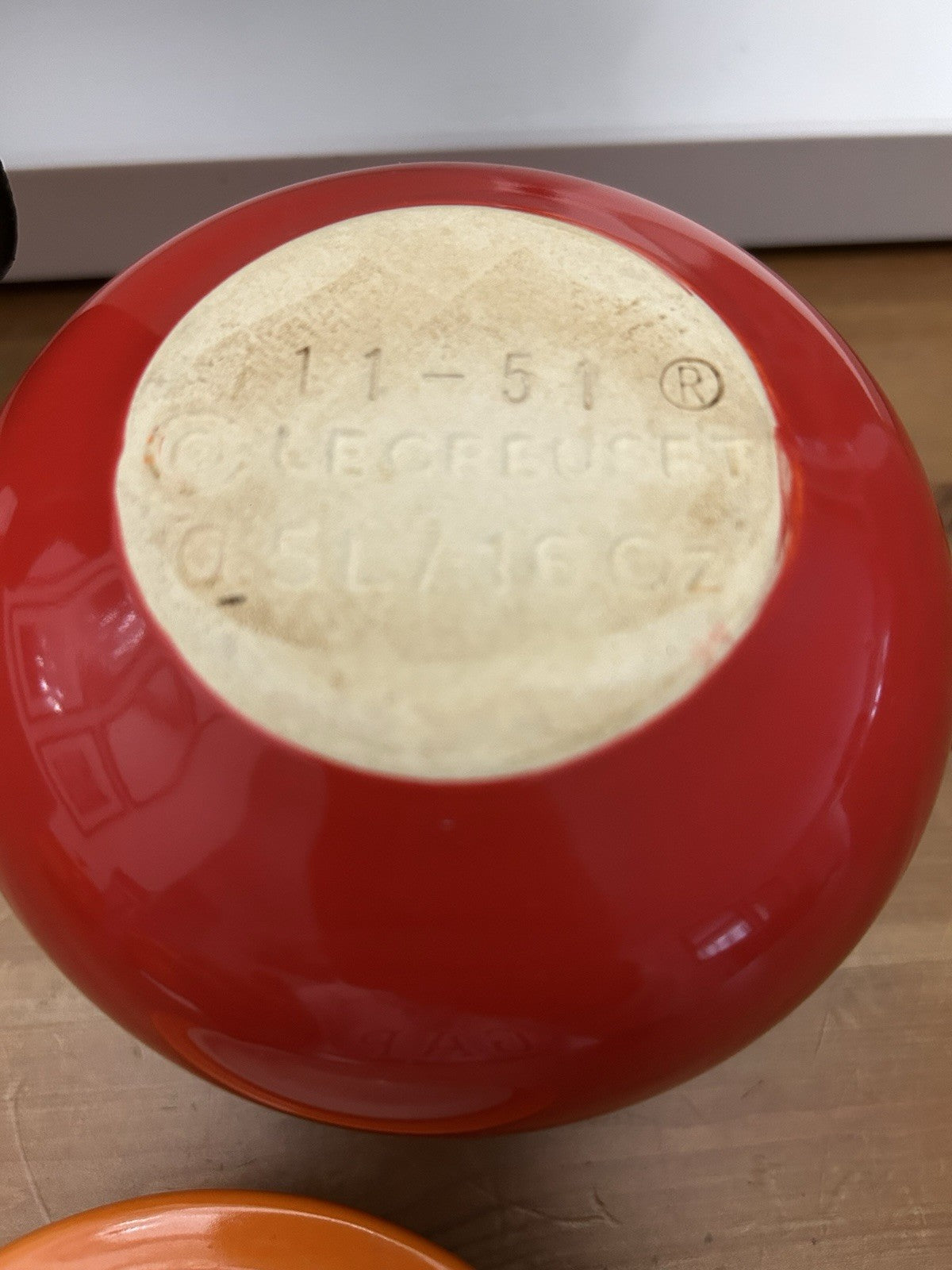 Le Creuset Volcanic Orange Soup Bowl with Lid – 400ml Stoneware – Pre-Loved