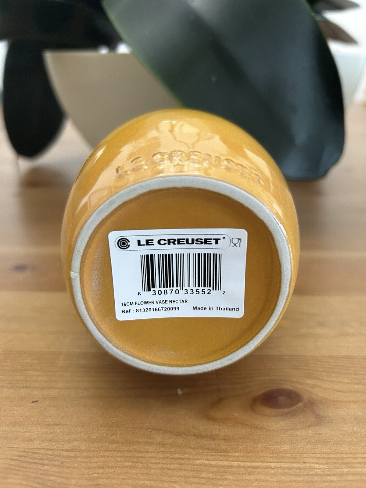 Le Creuset Nectar Flower Vase 16cm – Glazed Stoneware – Brand New & Boxed