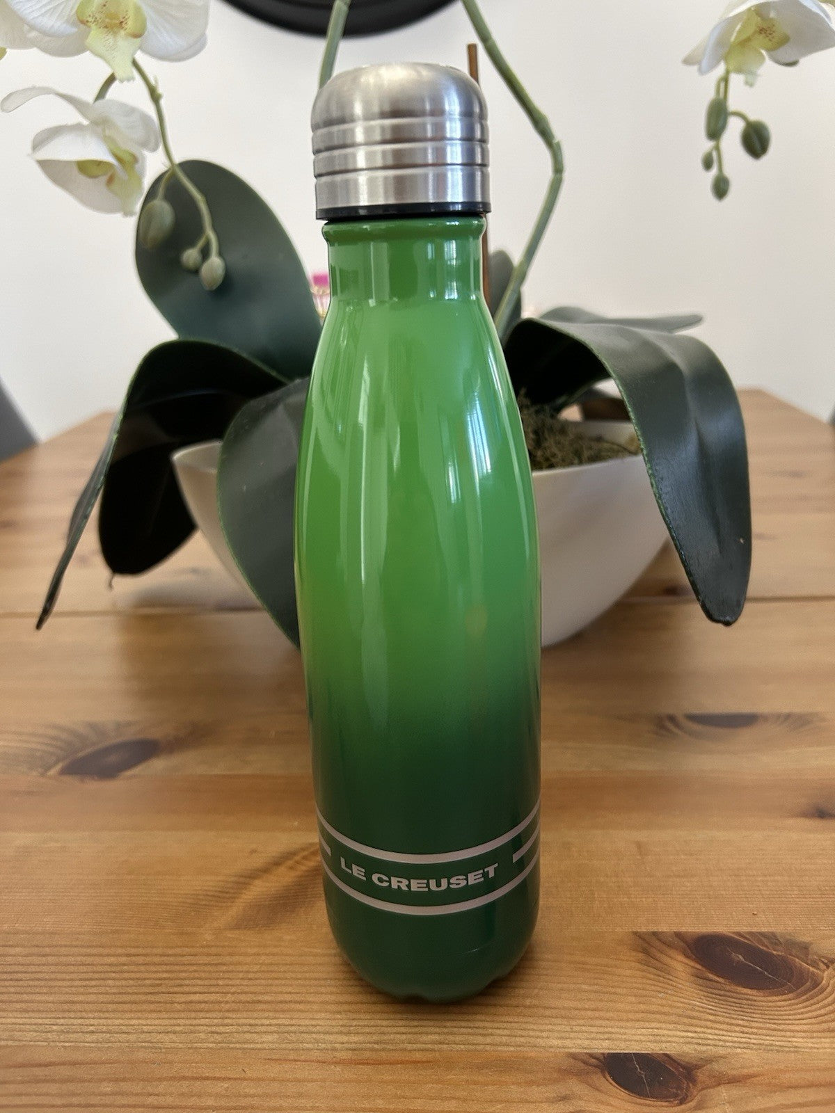 New Le Creuset Hydration Bottle 500ml - Bamboo Green - Insulated Stainless Steel