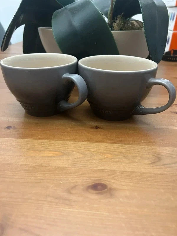 Le Creuset Grey Stoneware Mugs 0.4L – Set of 2 – Pre-Loved
