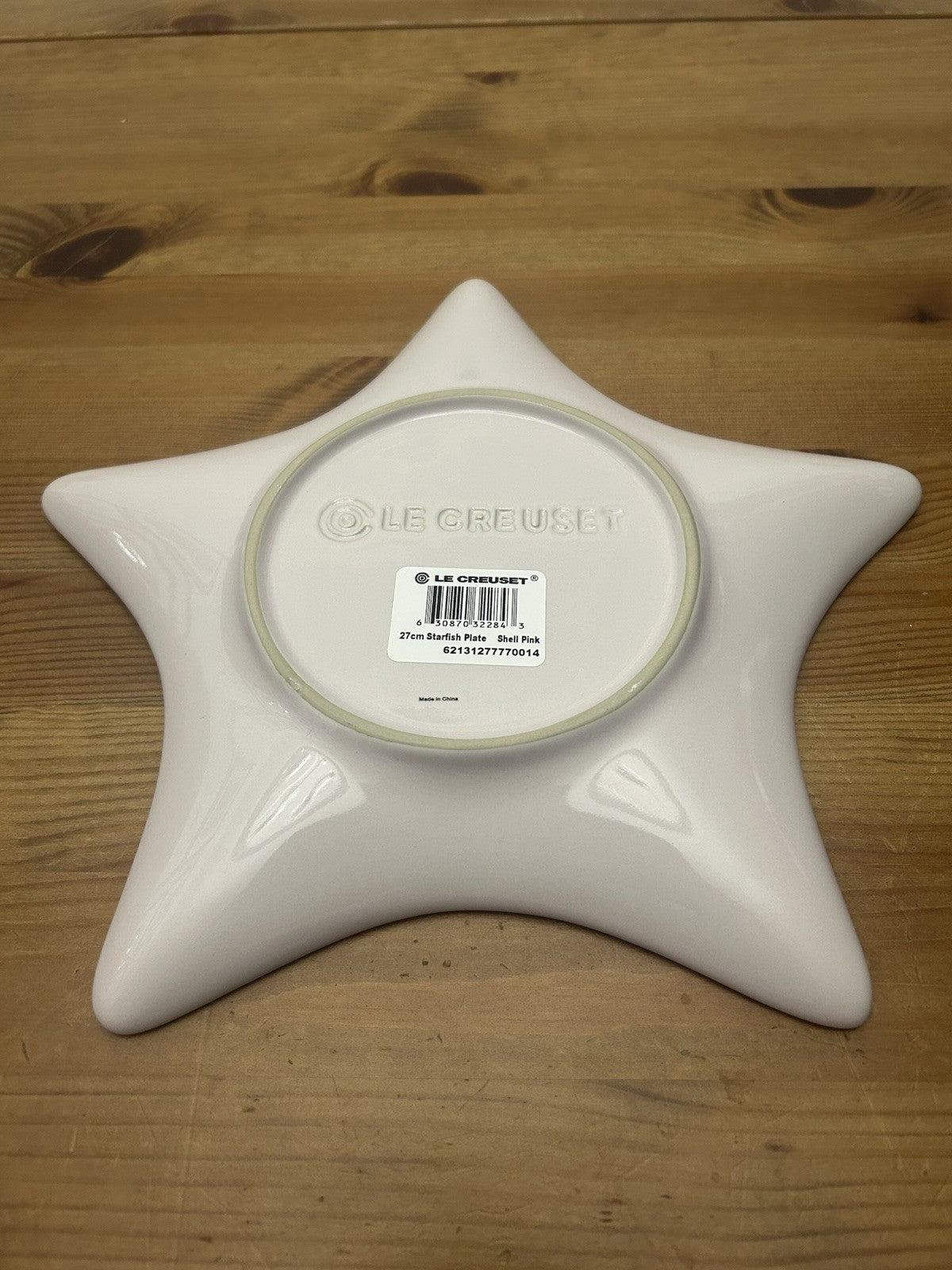 Le Creuset Shell Pink Starfish Serving Plate 27cm – Stoneware – Brand New & Boxed – Rare