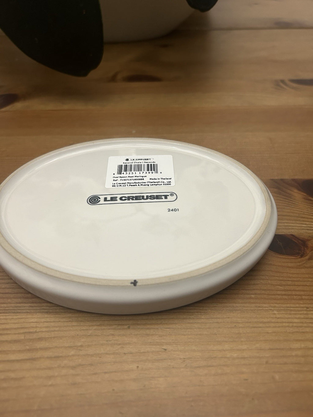 Le Creuset Meringue Oval Spoon Rest – Stoneware – Brand New with Tag – Outlet