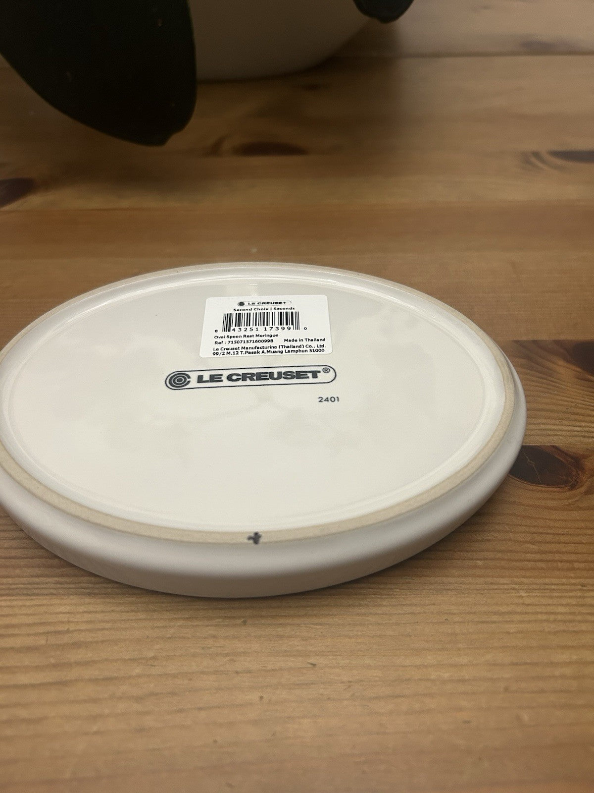 Le Creuset Meringue Oval Spoon Rest – Stoneware – Brand New with Tag – Outlet