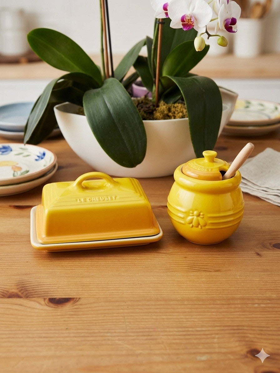 Le Creuset Nectar Butter Dish & Honey Pot with Dipper Set – Stoneware – Brand New