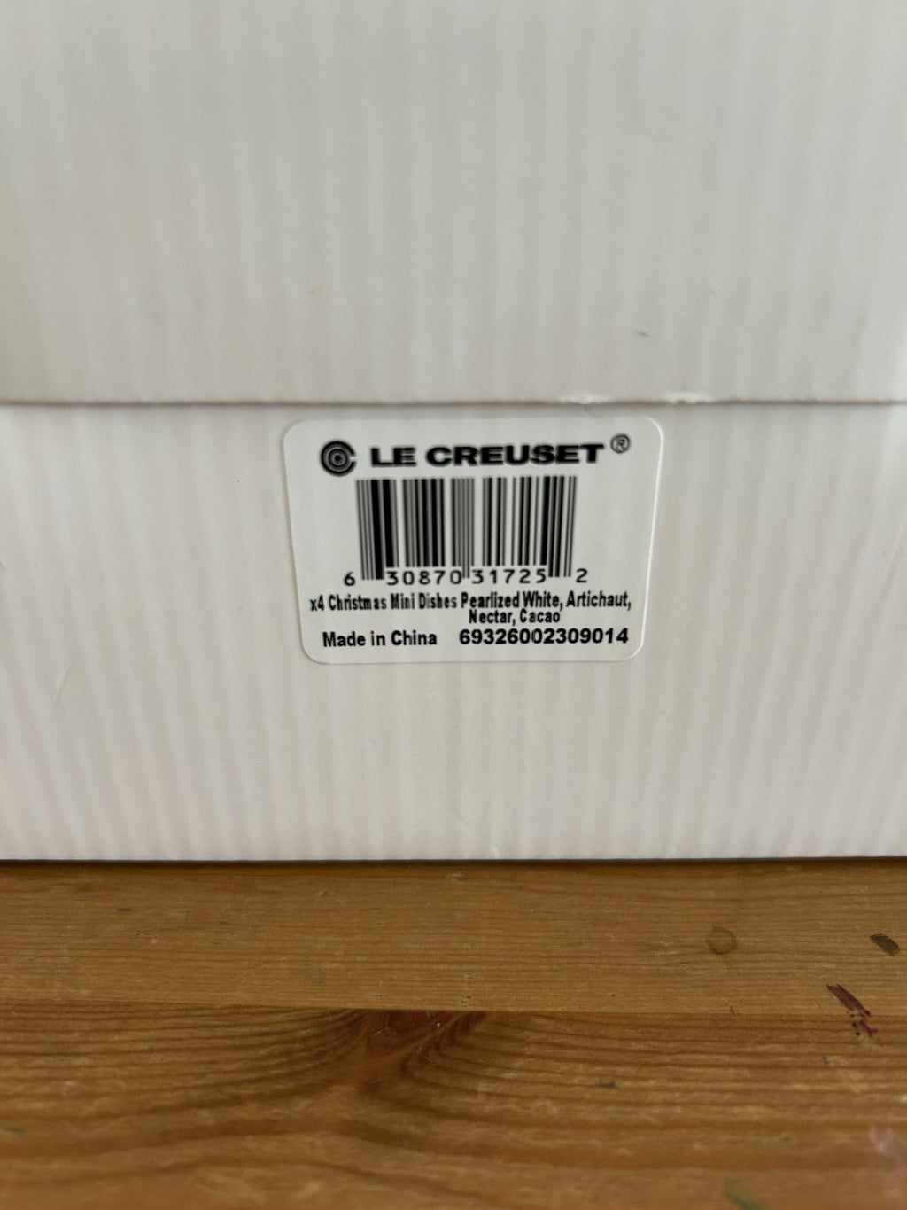 Le Creuset Stoneware Christmas Mini Serving Dishes – Set of 4 – Brand New in Box