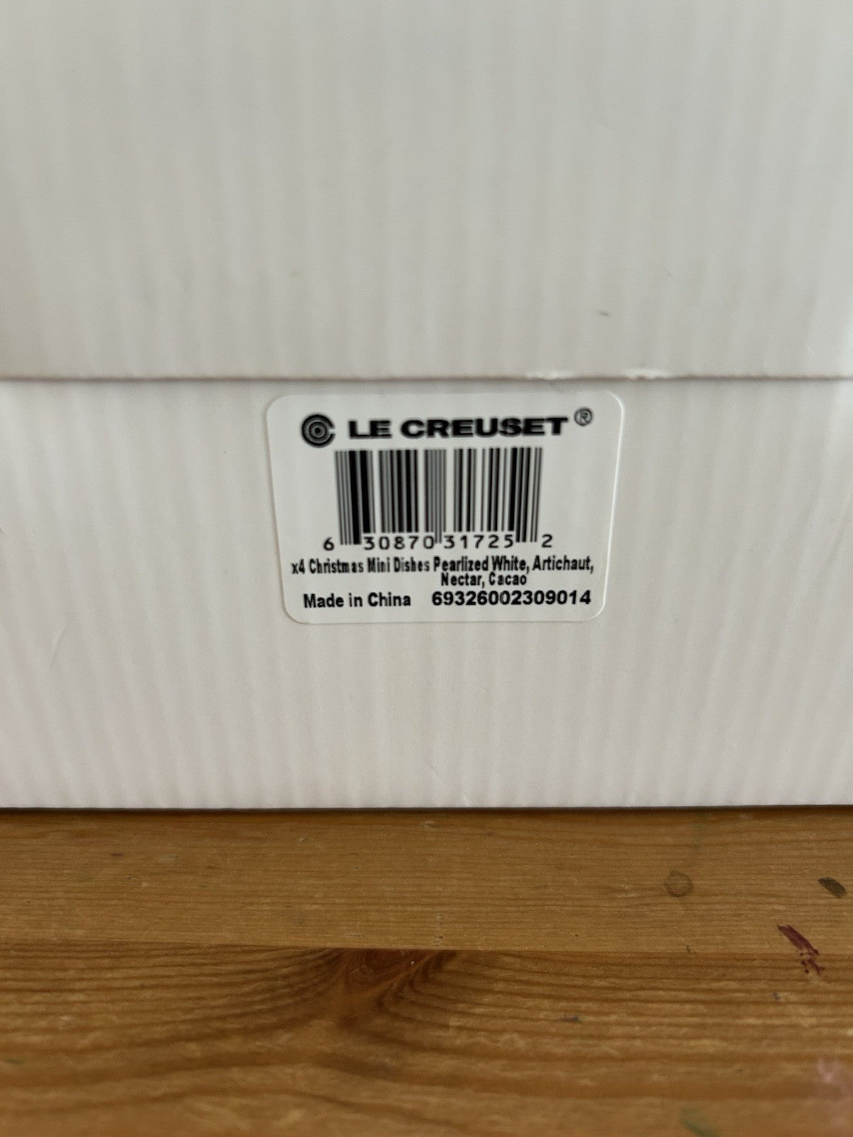 Le Creuset Stoneware Christmas Mini Serving Dishes – Set of 4 – Brand New in Box