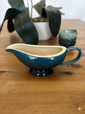 Le Creuset Gravy Boat 460ml – Deep Teal Stoneware – Brand New