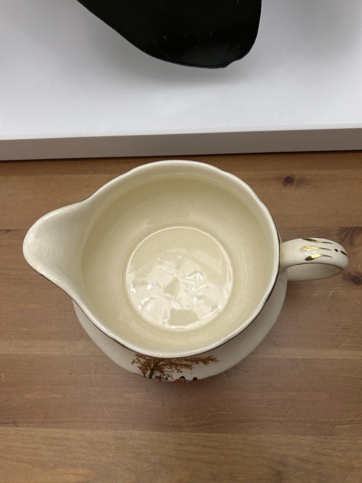 Vintage Alfred Meakin Fox Hunting Scene Small Jug – Gold Gilt Ironstone England