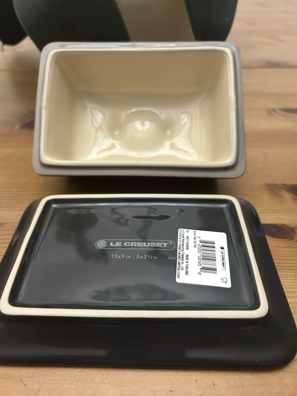 Le Creuset Stoneware Butter Dish - Flint Grey - Brand New & Boxed