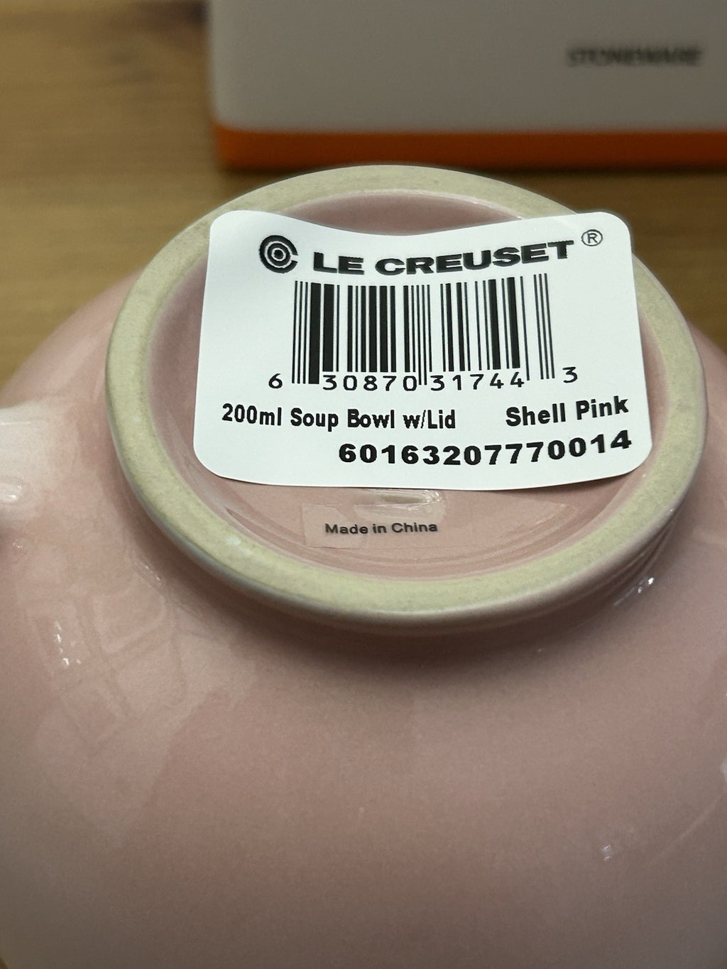 LE CREUSET 200ml Soup Bowl with Lid – Shell Pink – Stoneware – New in Box