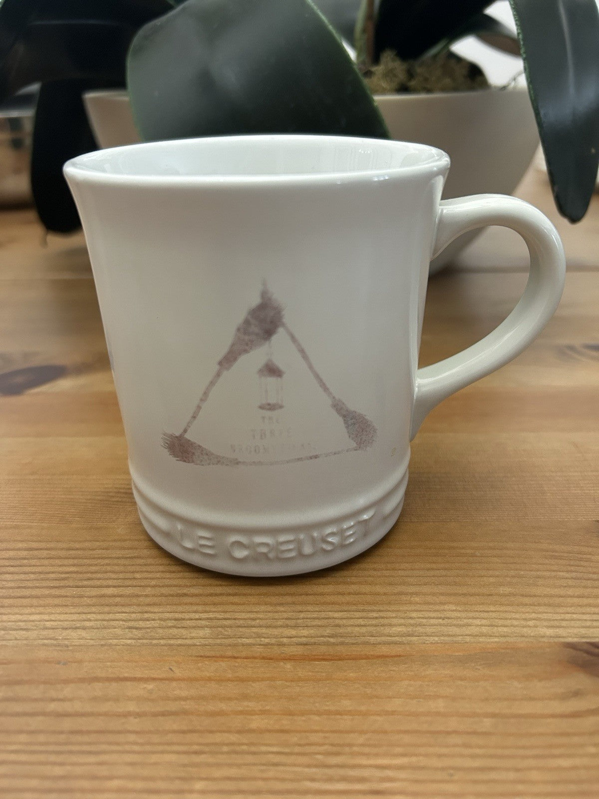 Le Creuset x Harry Potter "The Three Broomsticks" Mug – Limited Edition 2021 – Rare – Pre-Loved