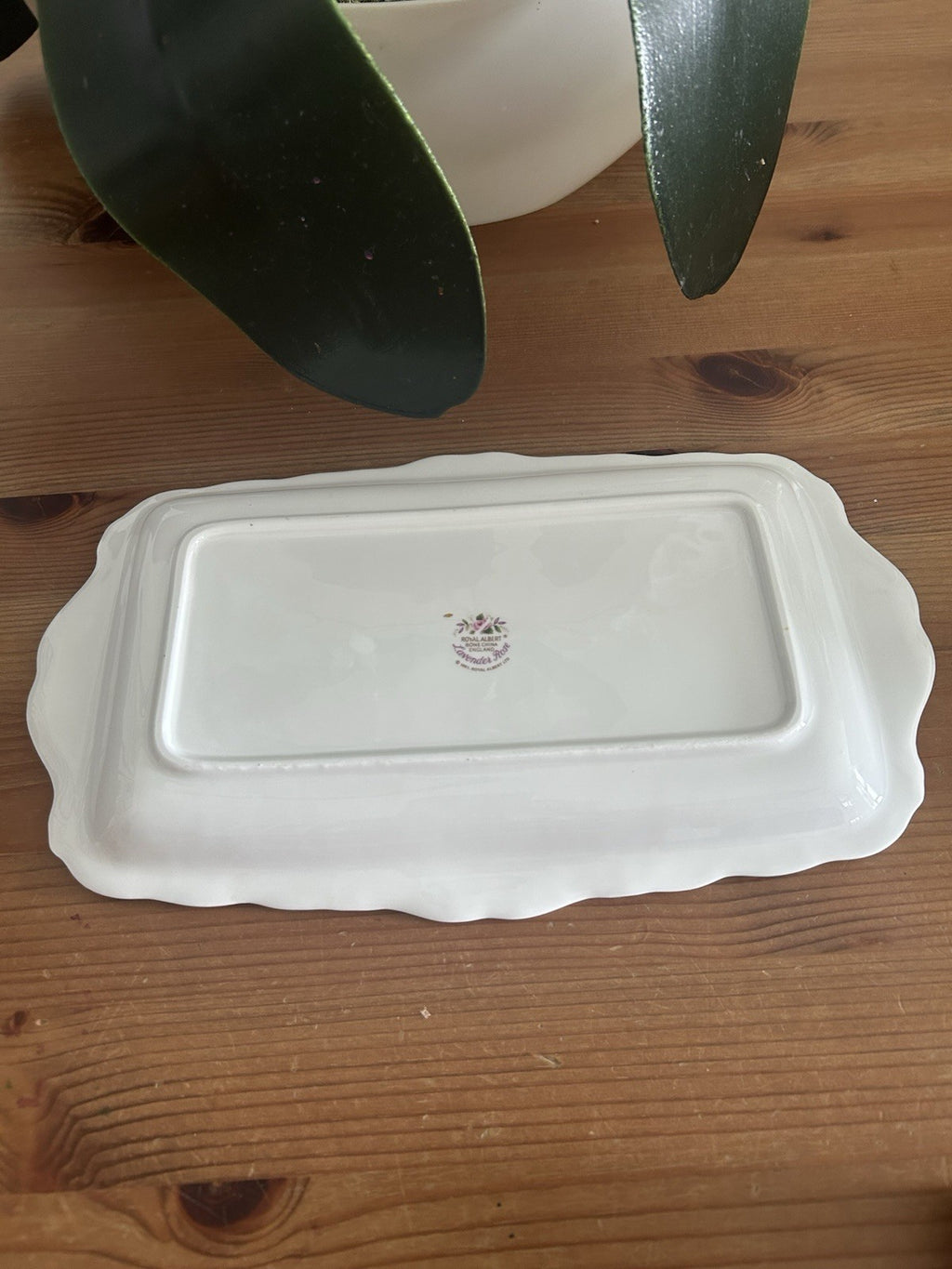 Royal Albert Lavender Rose Sandwich Tray – Fine Bone China – Gold Gilt – Made in England 1961 – Vintage