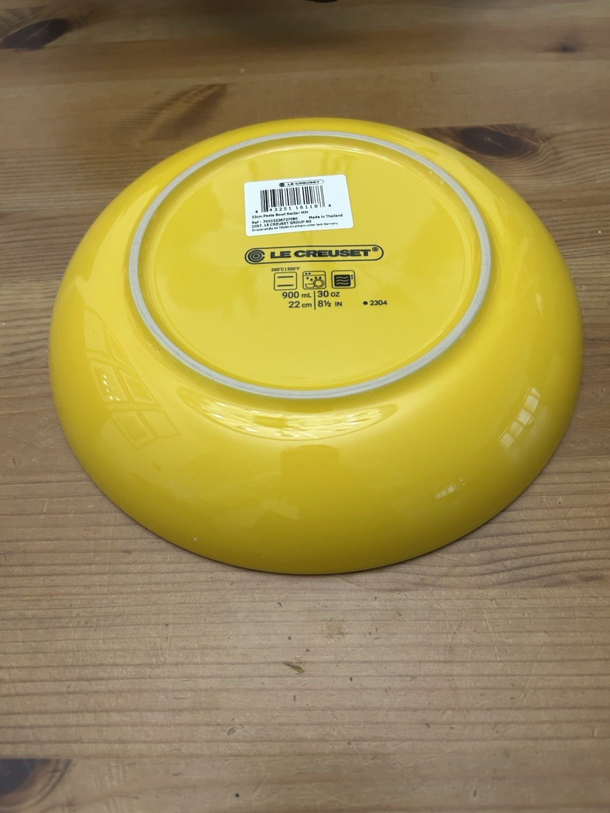 Le Creuset Stoneware 22cm Pasta Bowl - Nectar (Yellow) - NEW