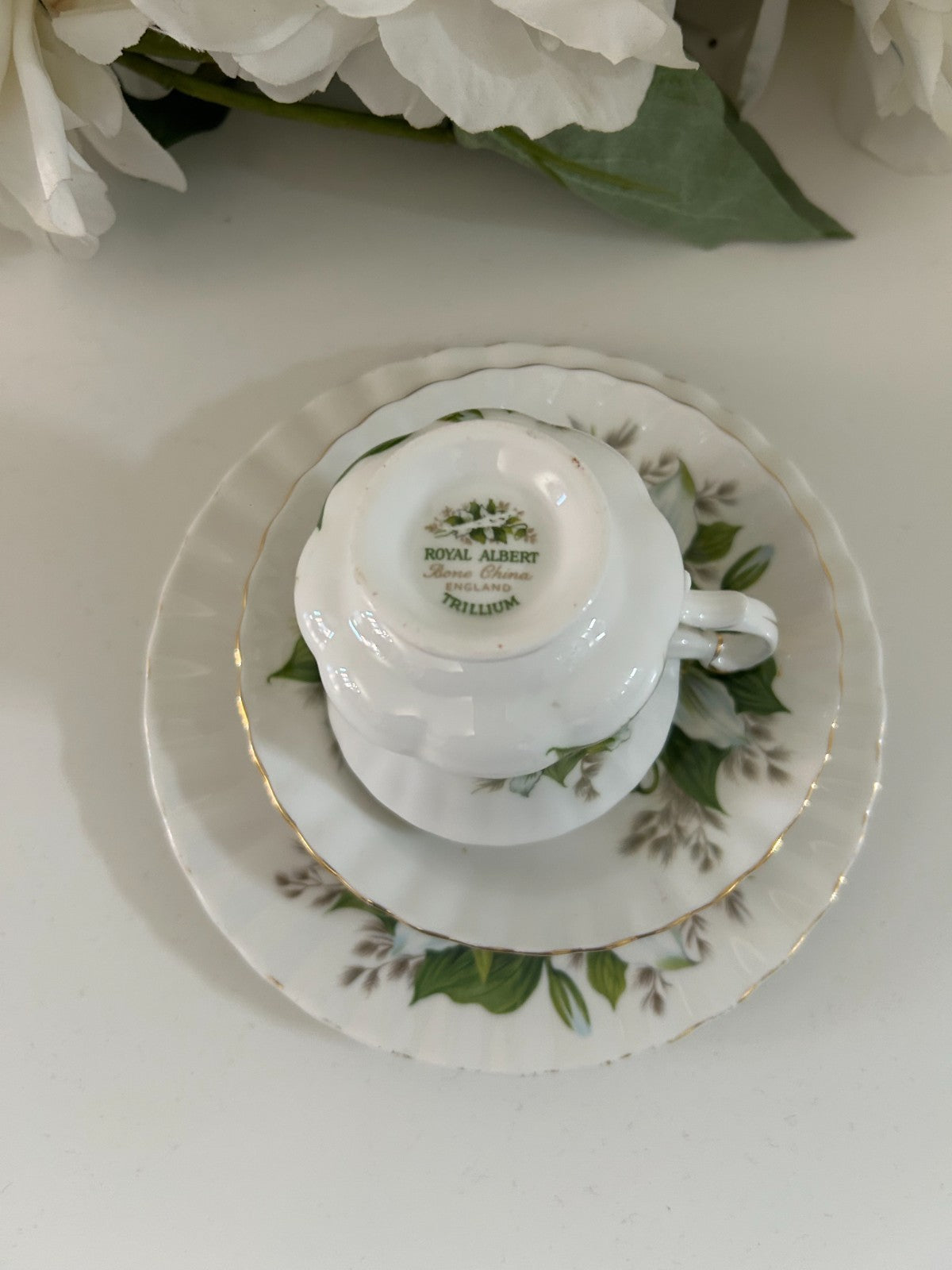 Royal Albert Trillium Tea Trio – Cup, Saucer & Plate – Vintage Bone China