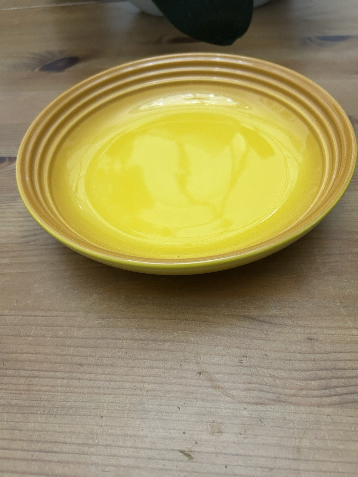 Le Creuset Stoneware 22cm Pasta Bowl - Nectar (Yellow) - NEW