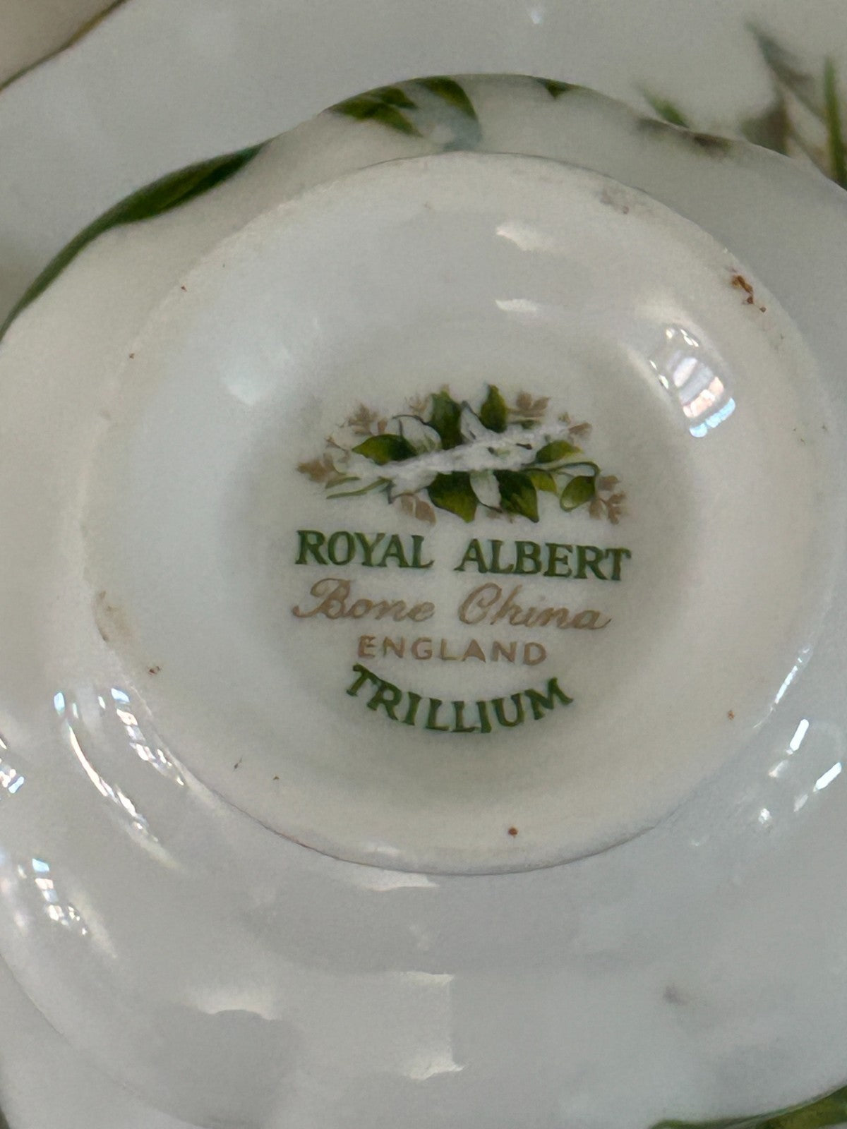 Royal Albert Trillium Tea Trio – Cup, Saucer & Plate – Vintage Bone China